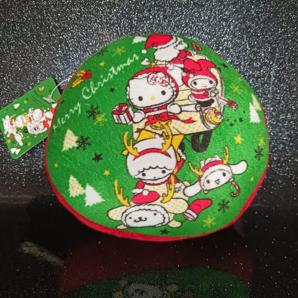 Hello Kitty Sanrio Exclusive Holiday Cushion Tree Ornament.